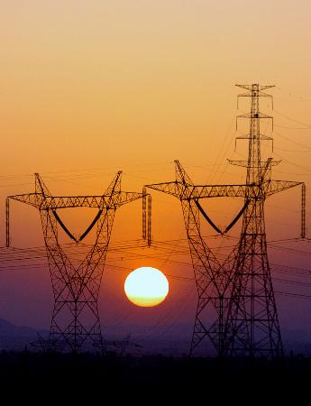 破局50%装机临界点！新型电力系统彻底重构：从“被动供电”到“智能共生”，一场改写国运的能源革命